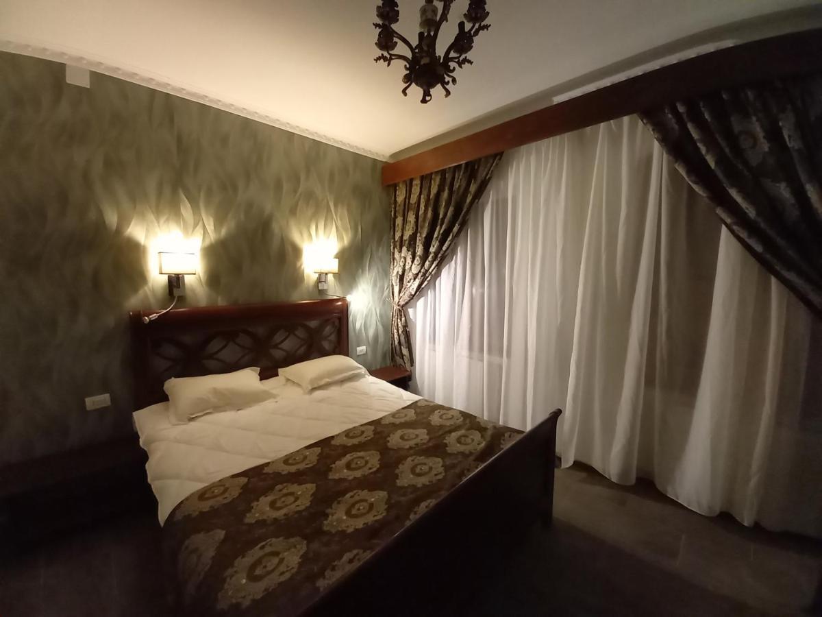 History Apartments Cetatii Hermannstadt Zimmer foto